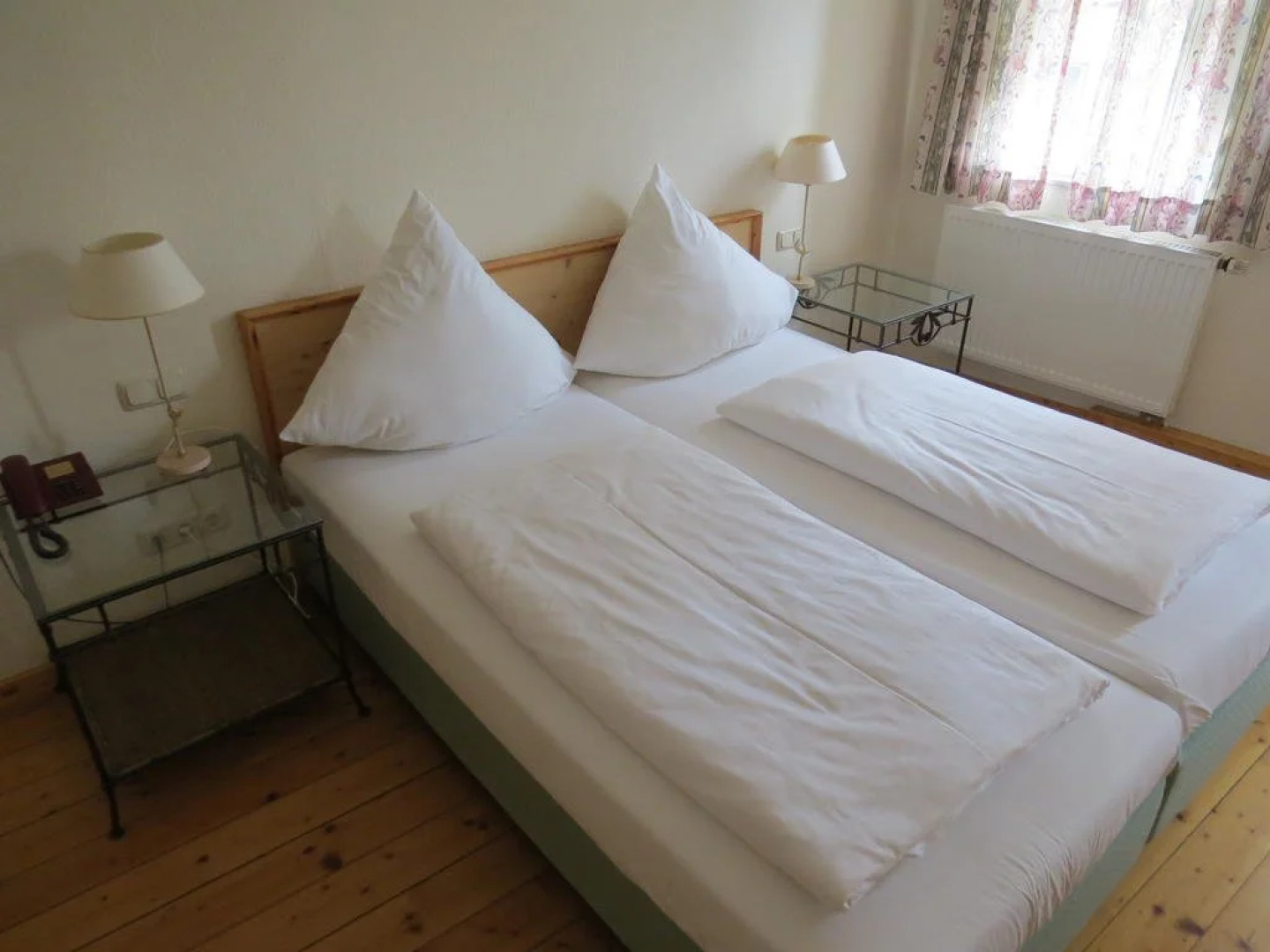 Hotel-Restaurant Weinstube am Markt