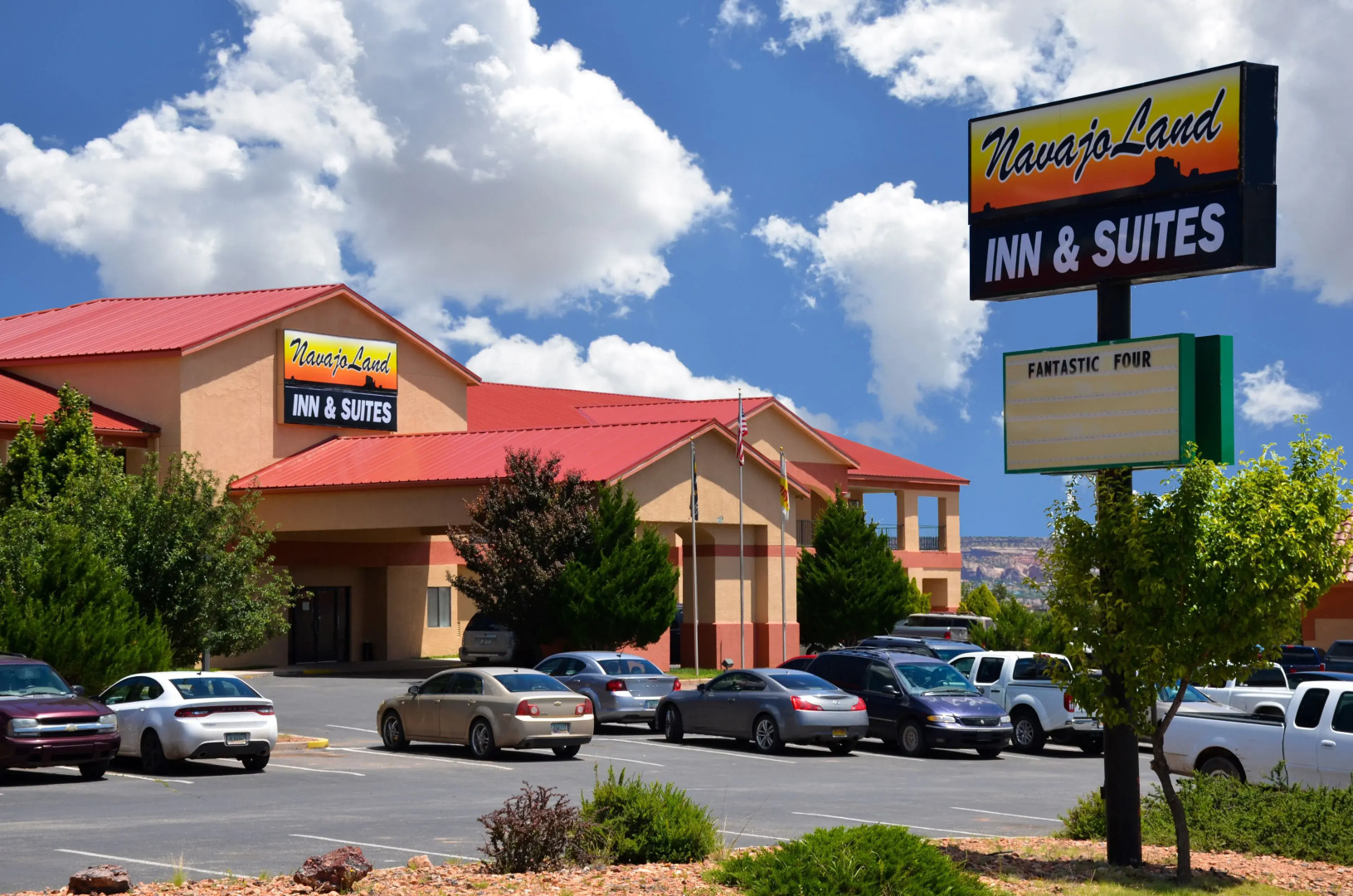 Navajoland Inn And Suites