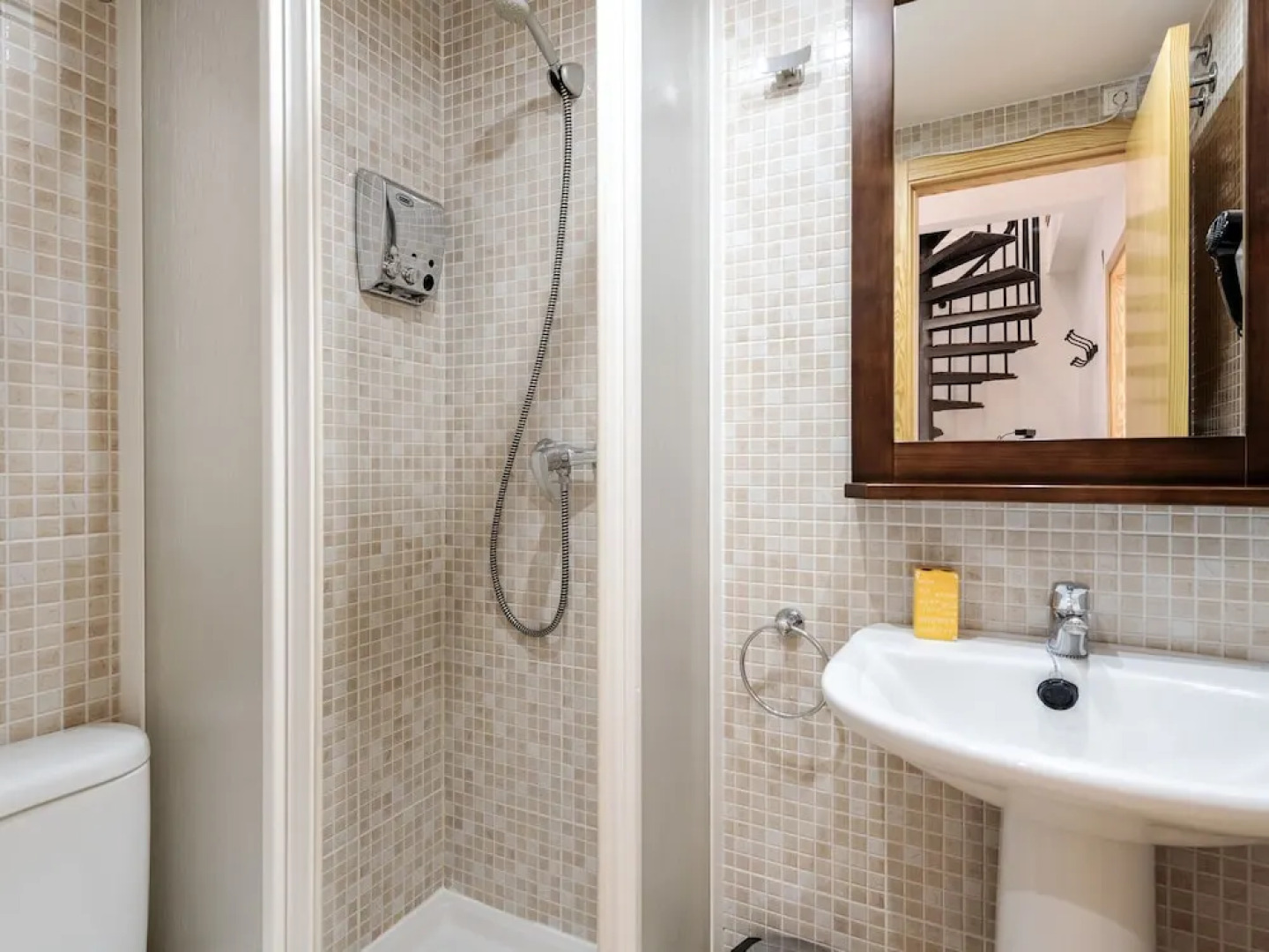 Pleasant Apartment in Gudar With Fireplace