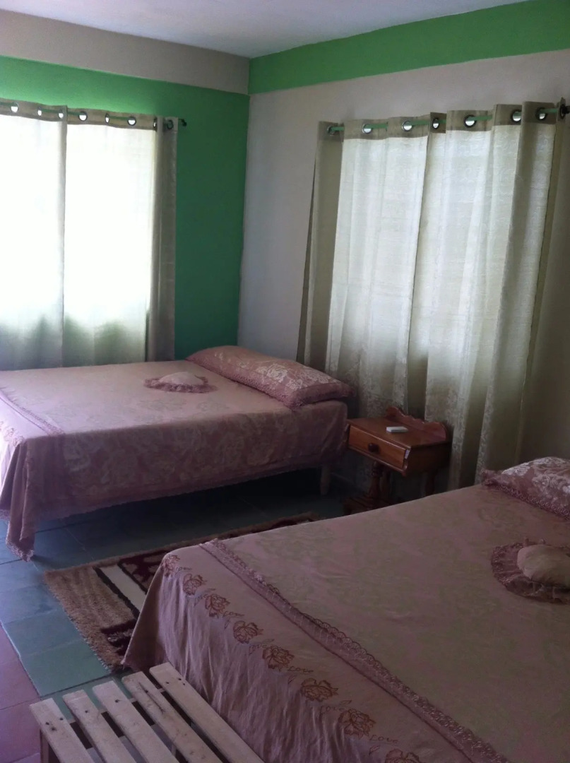 Casa Adrian y Migdalia