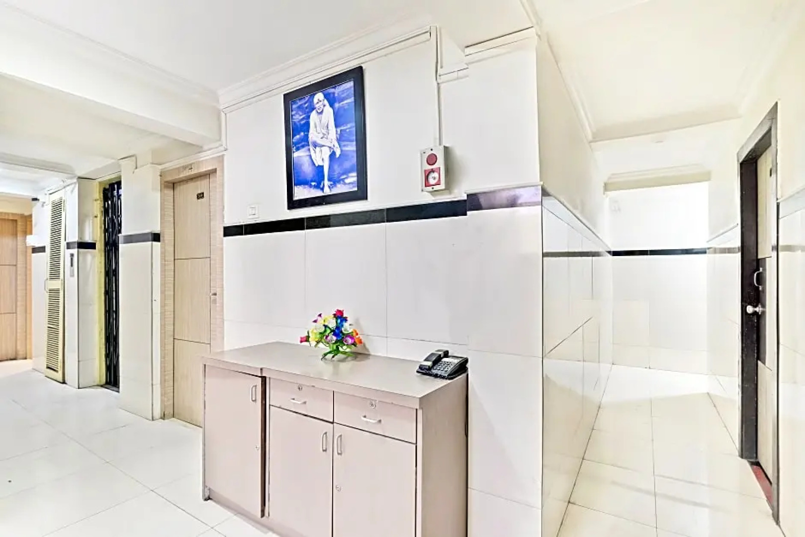 Vaccinated Staff- Capital O 4552 Hotel Sharada International