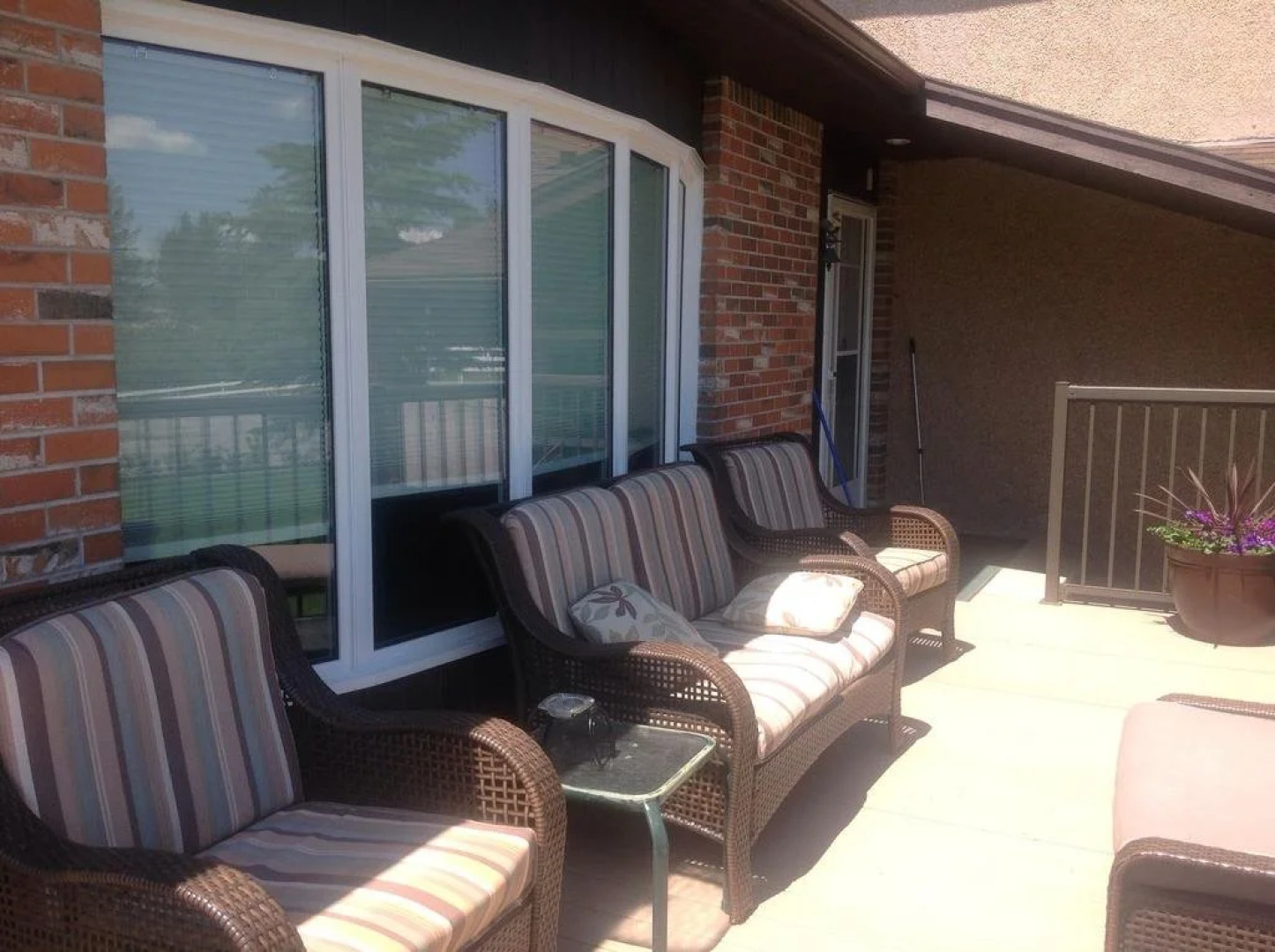 Burmis Bed and Bales