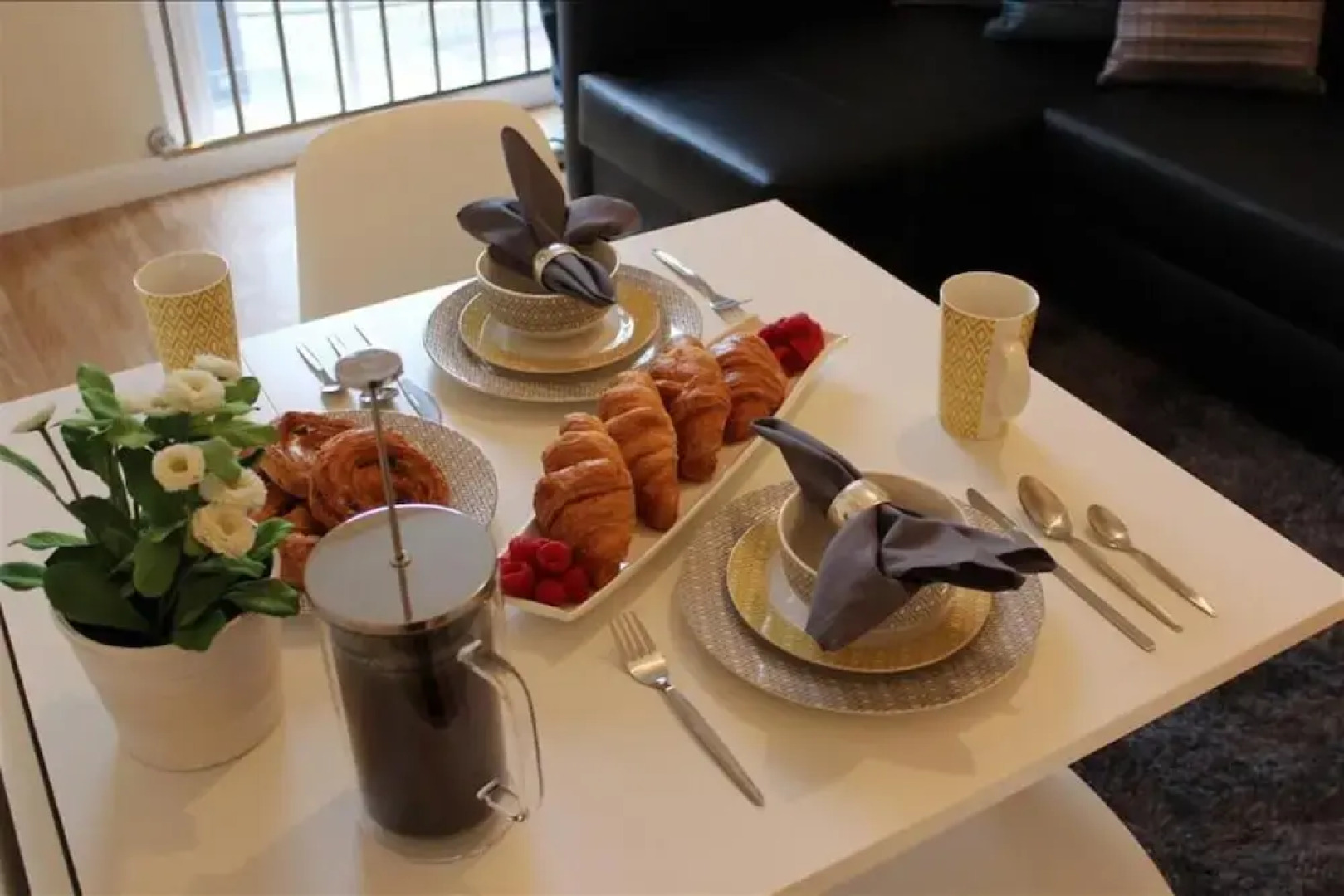 The Maelor - Berwyn House - Central Wrexham - Sleeps Up To 6