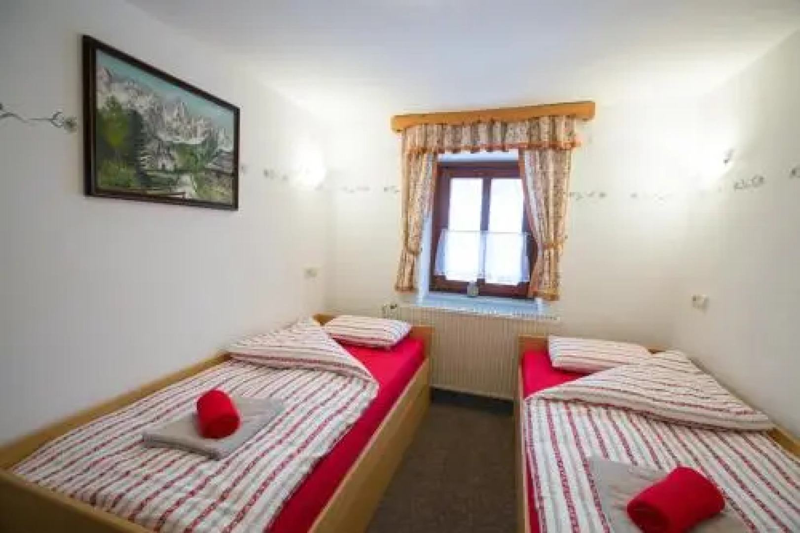 Apartments Petacova Hiša