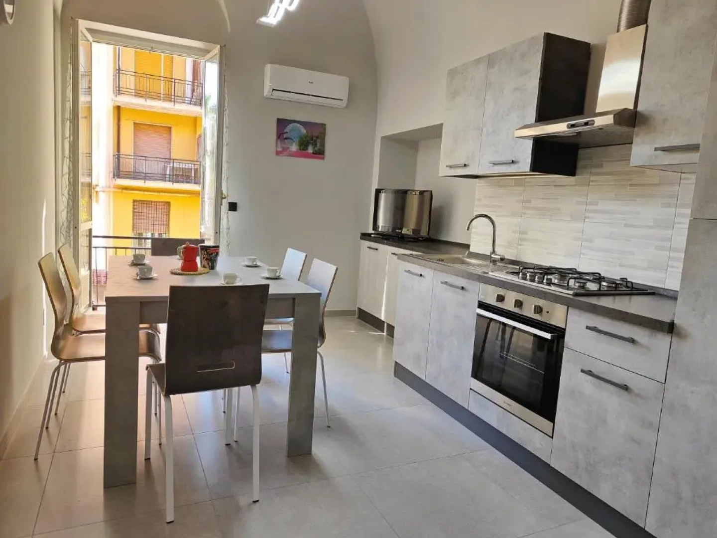 Hostdomus - Garibaldi Suite