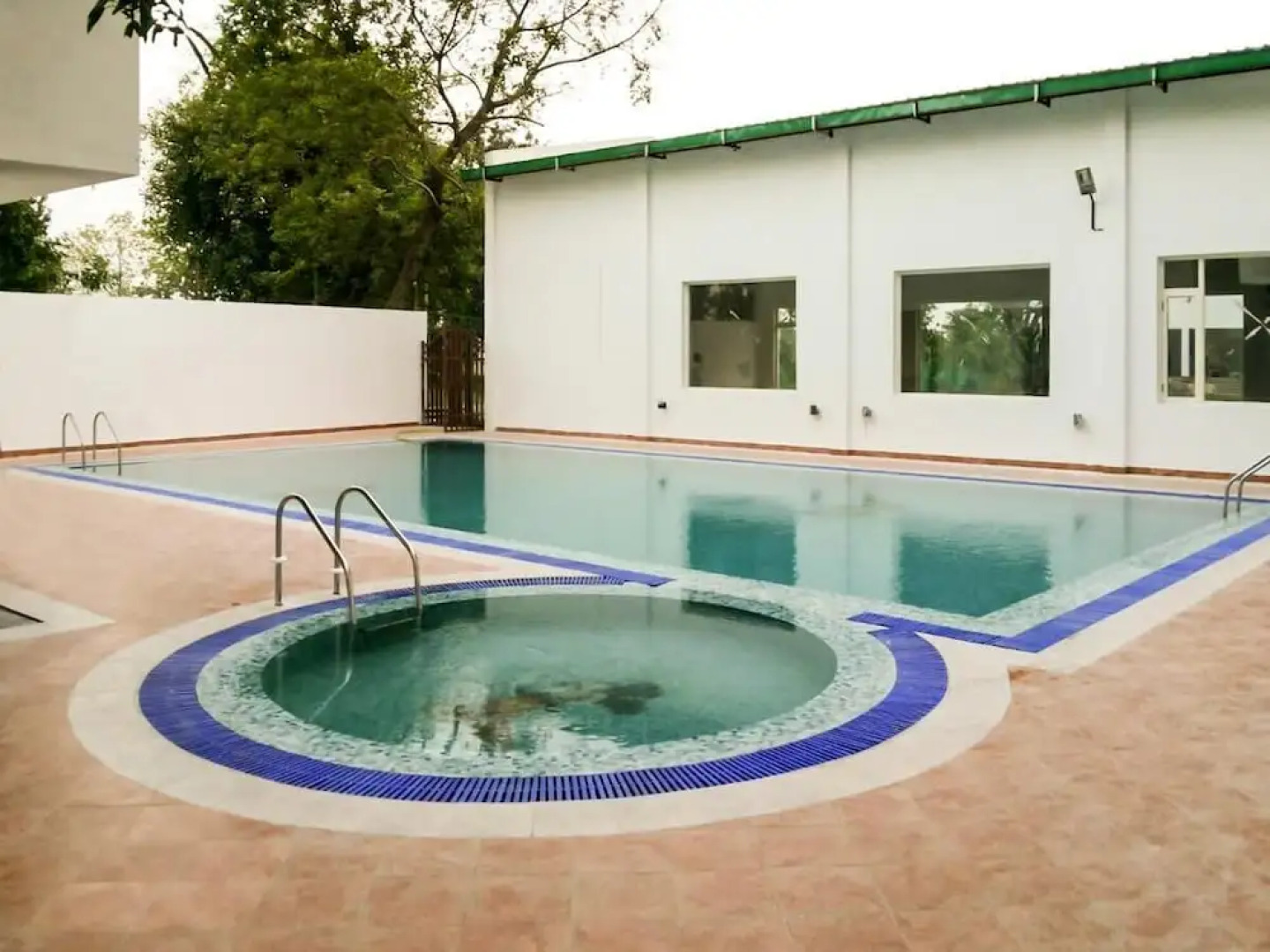 Corbett Condominium Resort