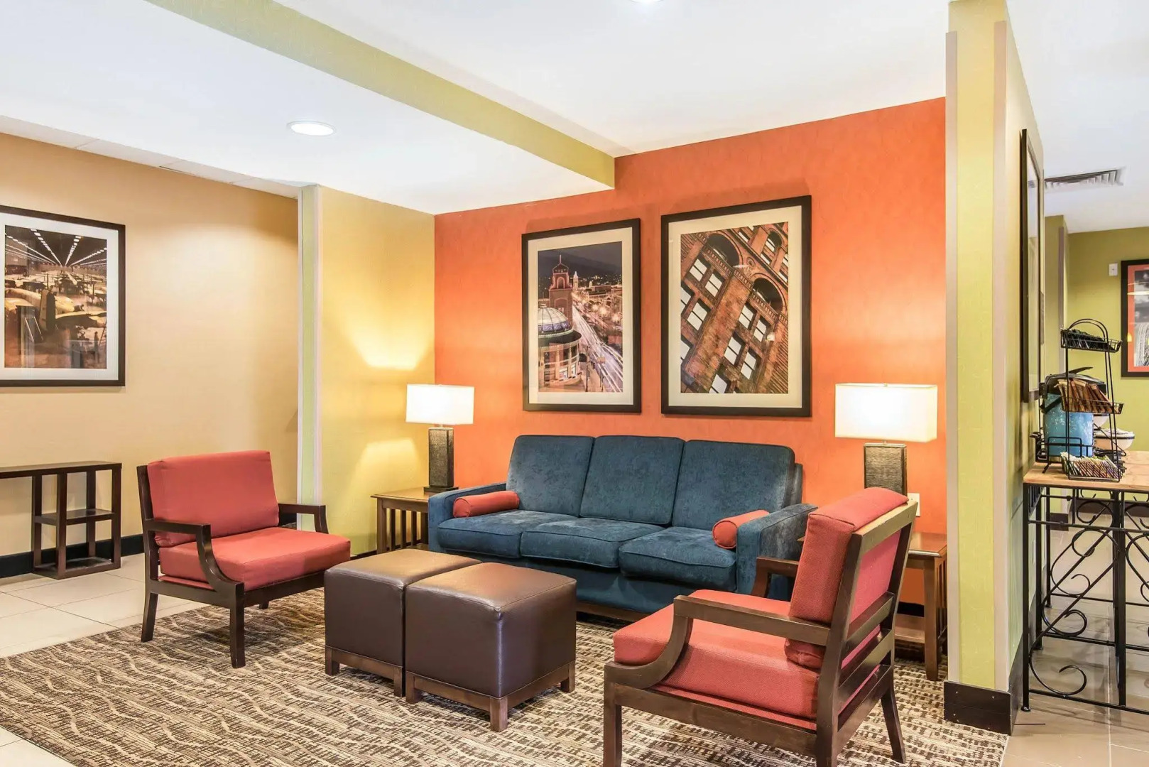 Comfort Inn & Suites Kansas City - Northeast