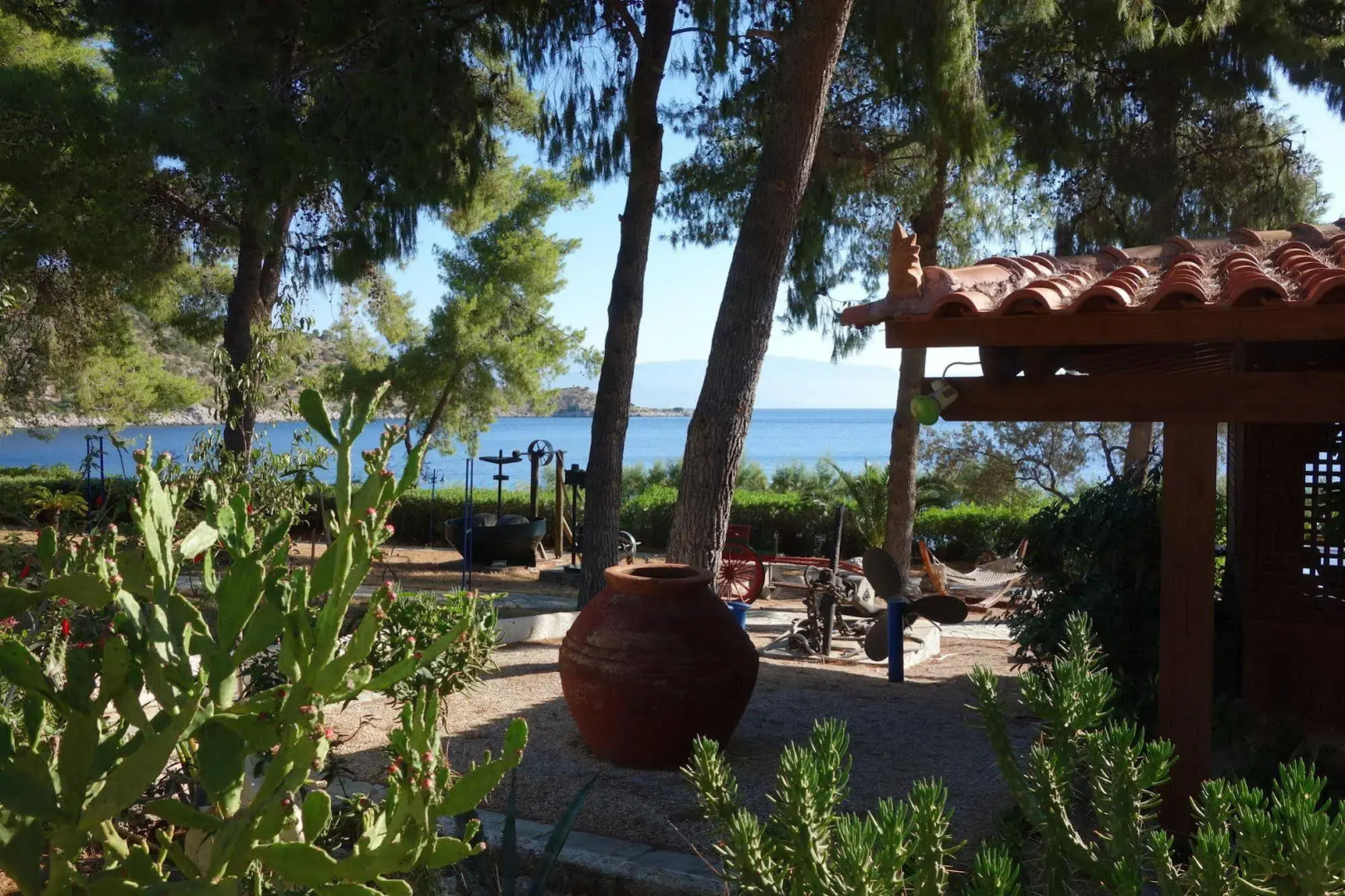 Saronikos Residences