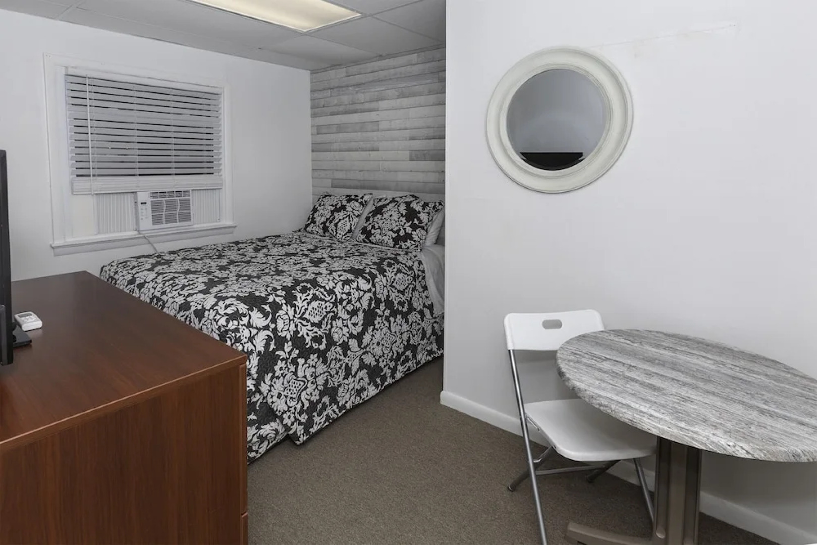 Alante Oceanfront Motel