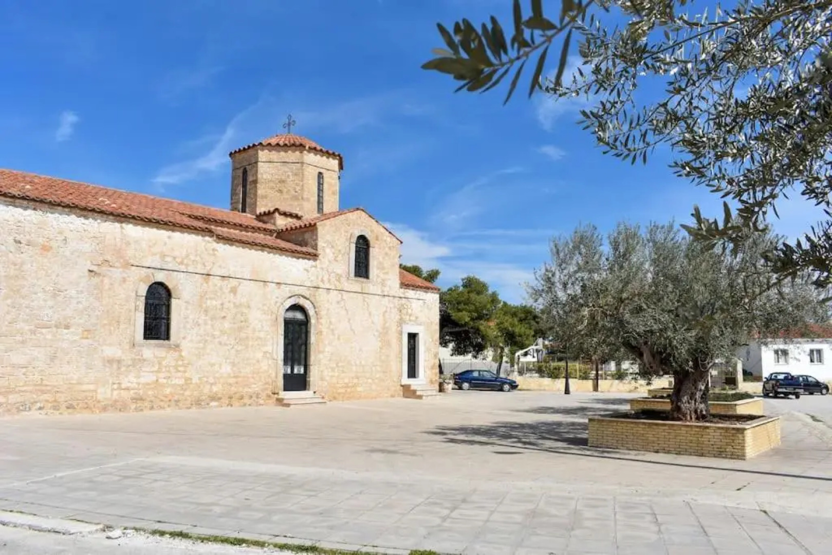 Feel the Village - Vasiliko Home