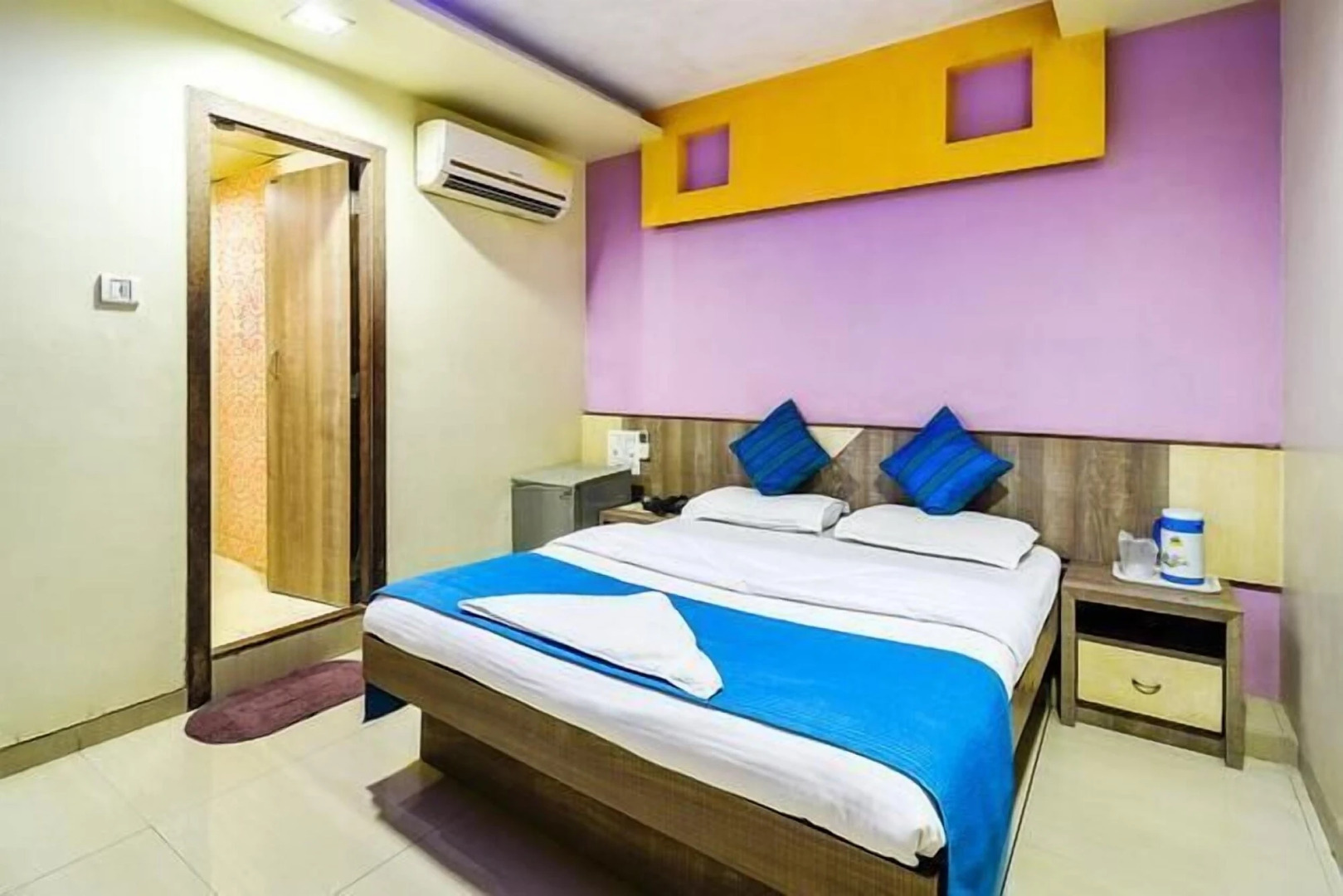 Hotel Galaxy Residency