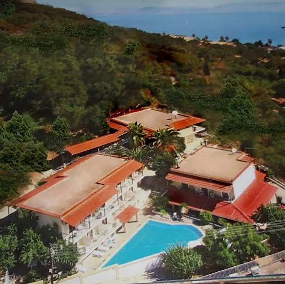 Aragorn Paradise Garden