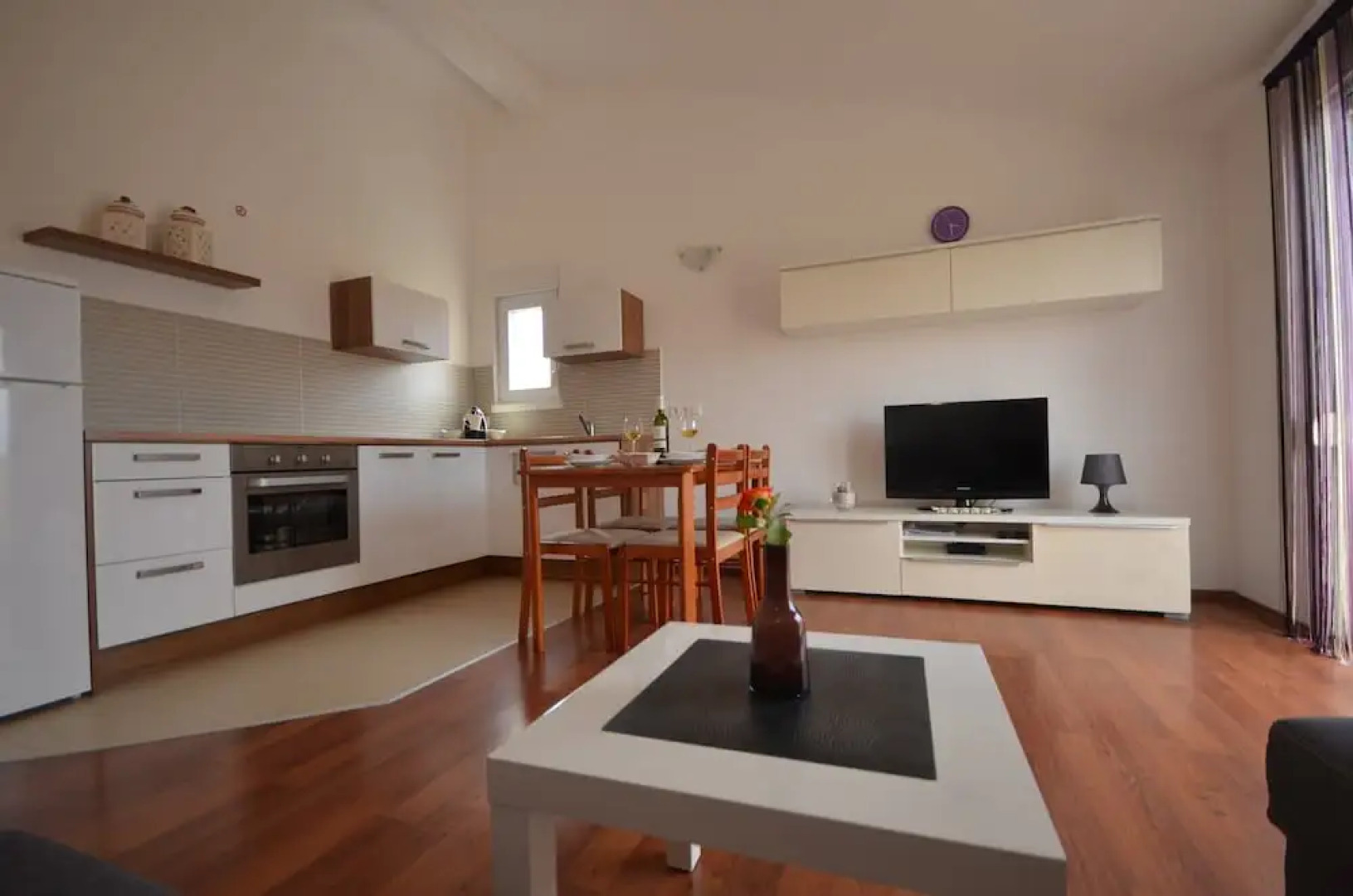 Apartments Tomasevic