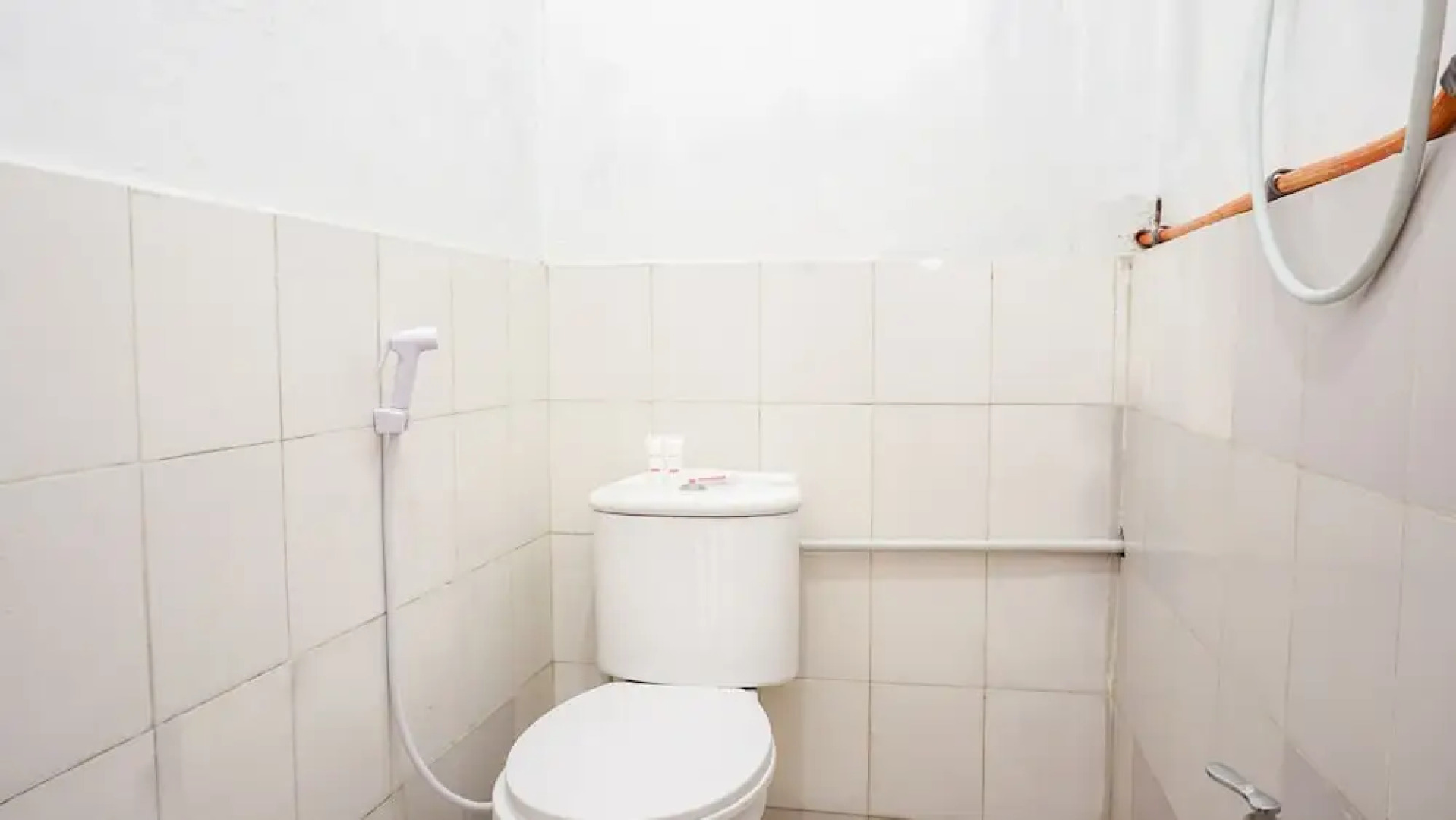 Cempaka Homestay by OYO Rooms