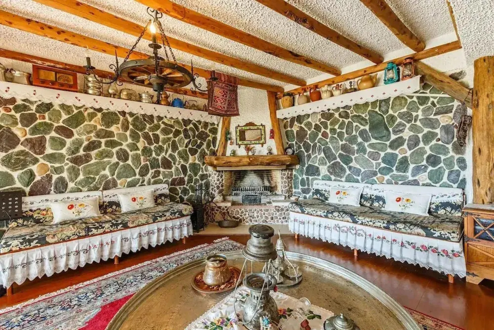 Lake Sapanca Breathtaking Private Villa Retreat