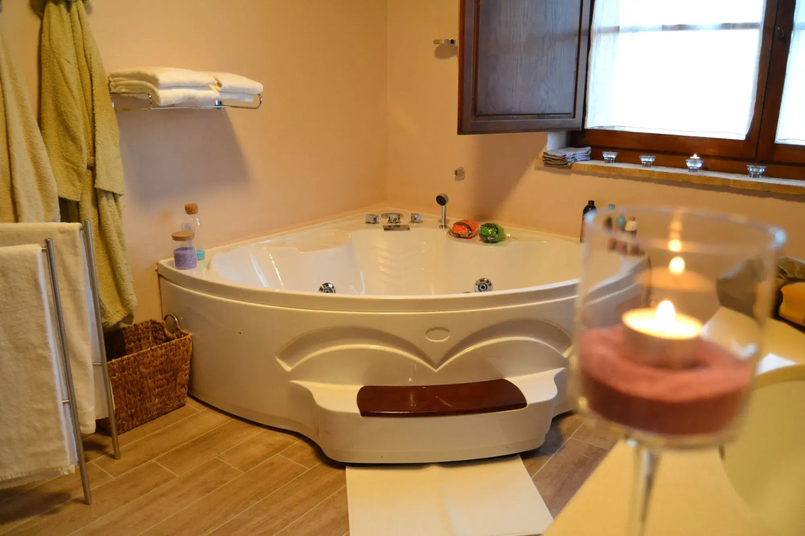 Agriturismo Borgo Pulciano in Montone