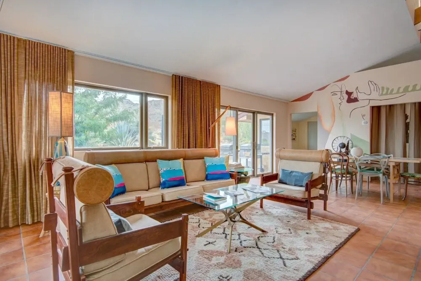 Joshua Tree Luxury Dream Modern 5 Bedroom!