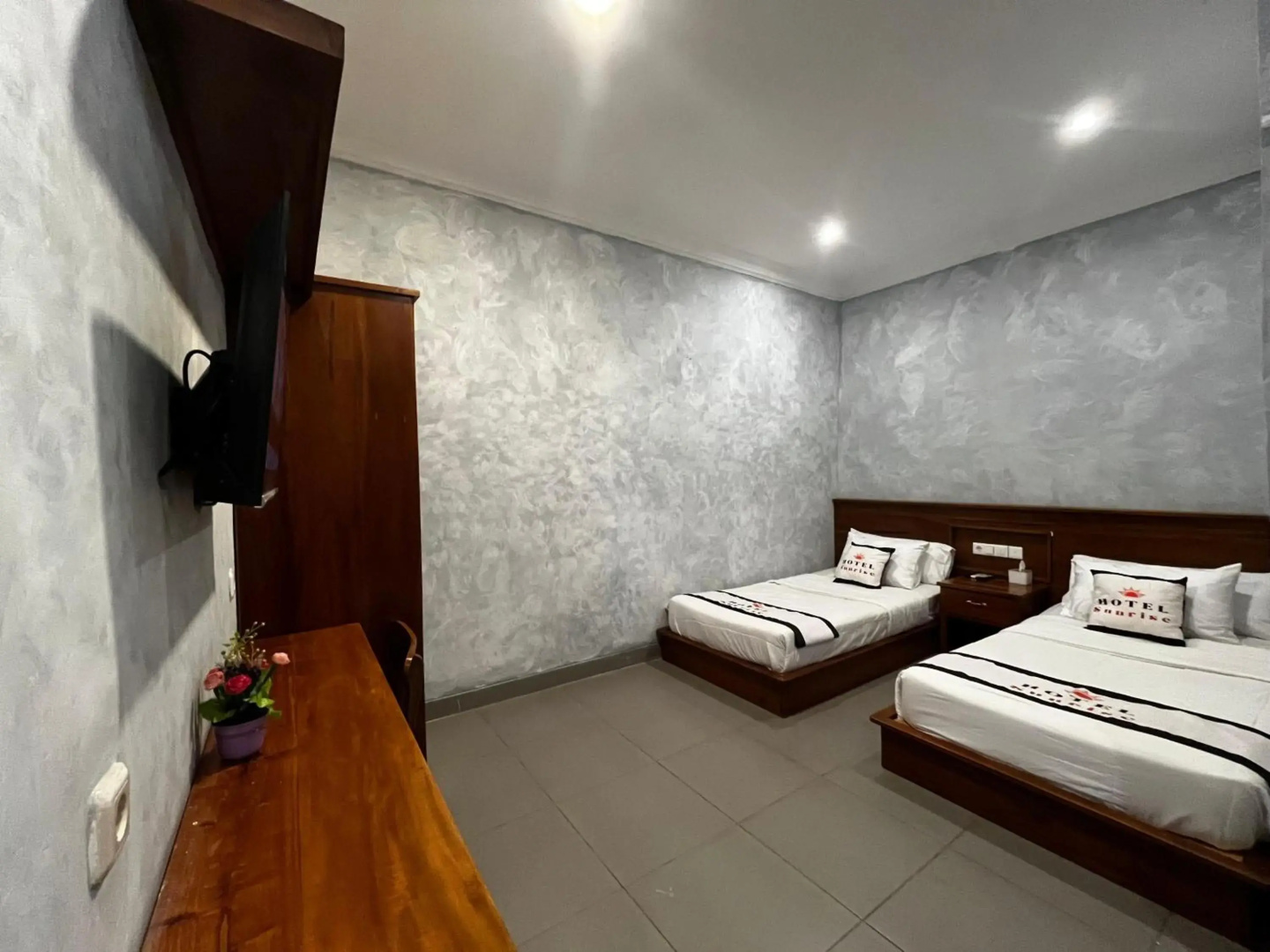 Sunrise Hotel Labuan Bajo