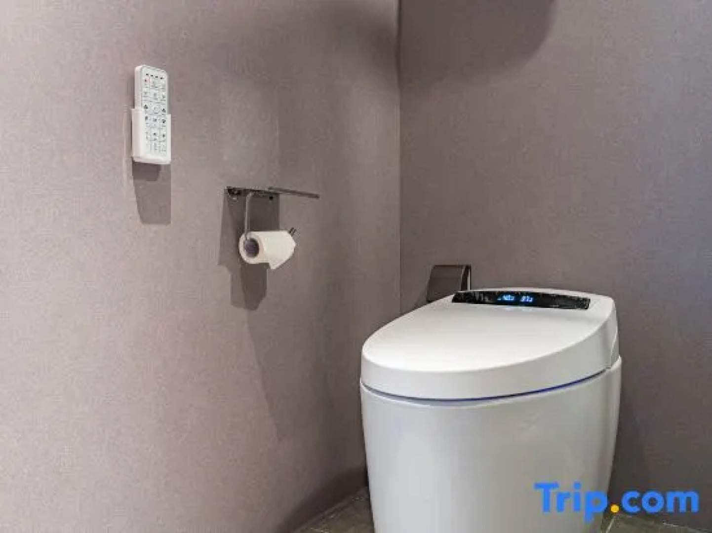 Rezen Select Hotel (Chaka Salt Lake)