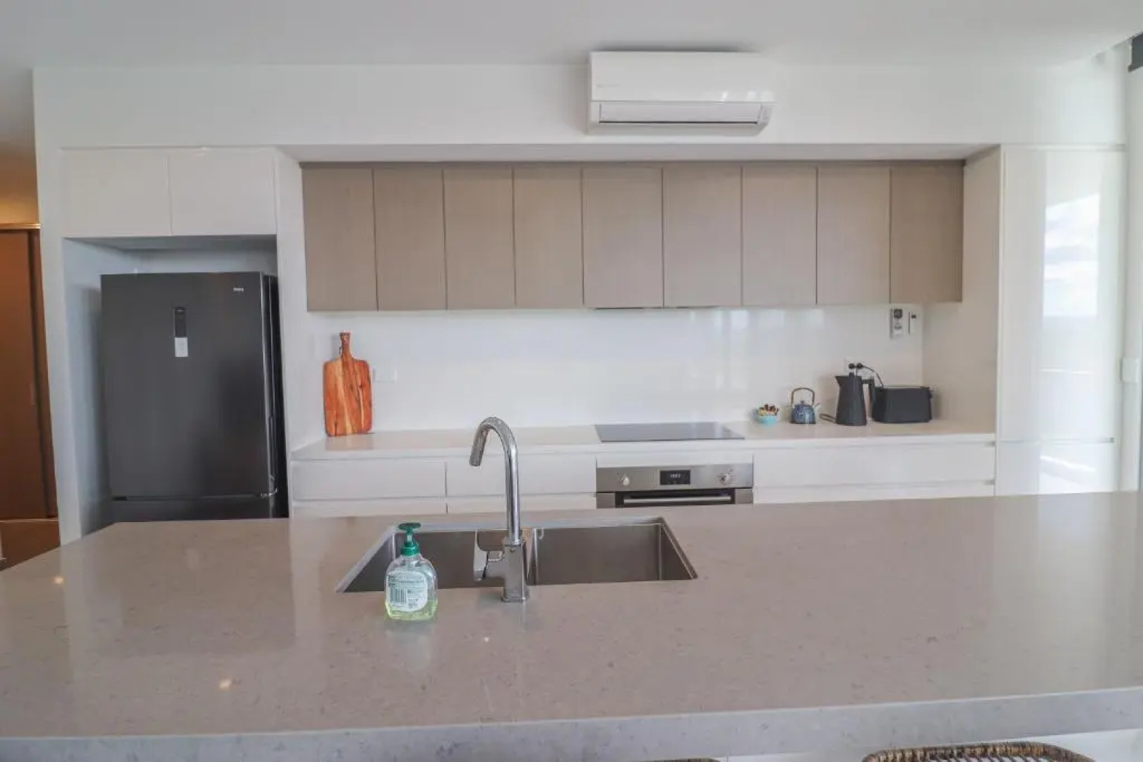 Caves Beach Retreat Apartment