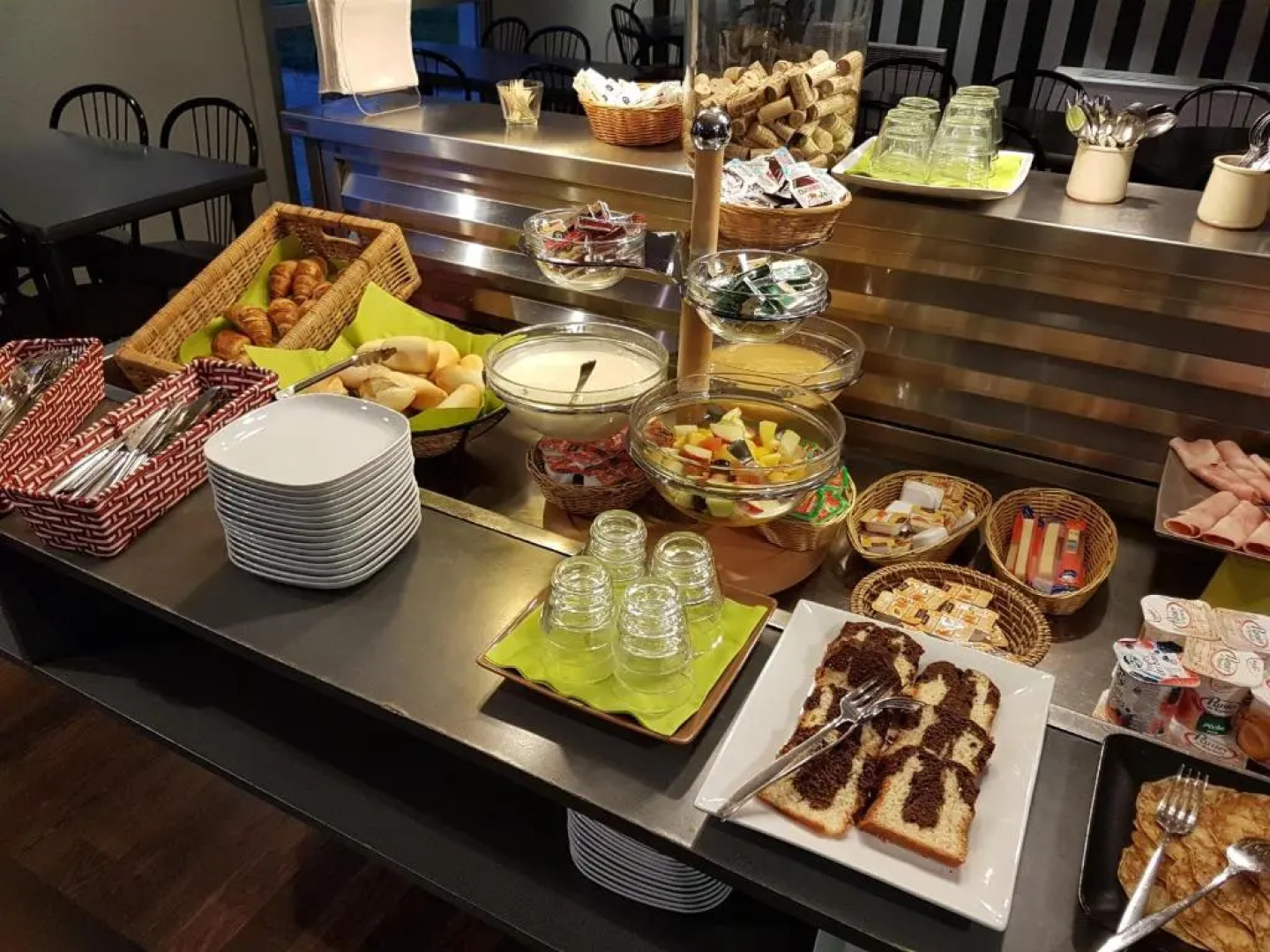 Best Hotel - Montsoult La Croix Verte