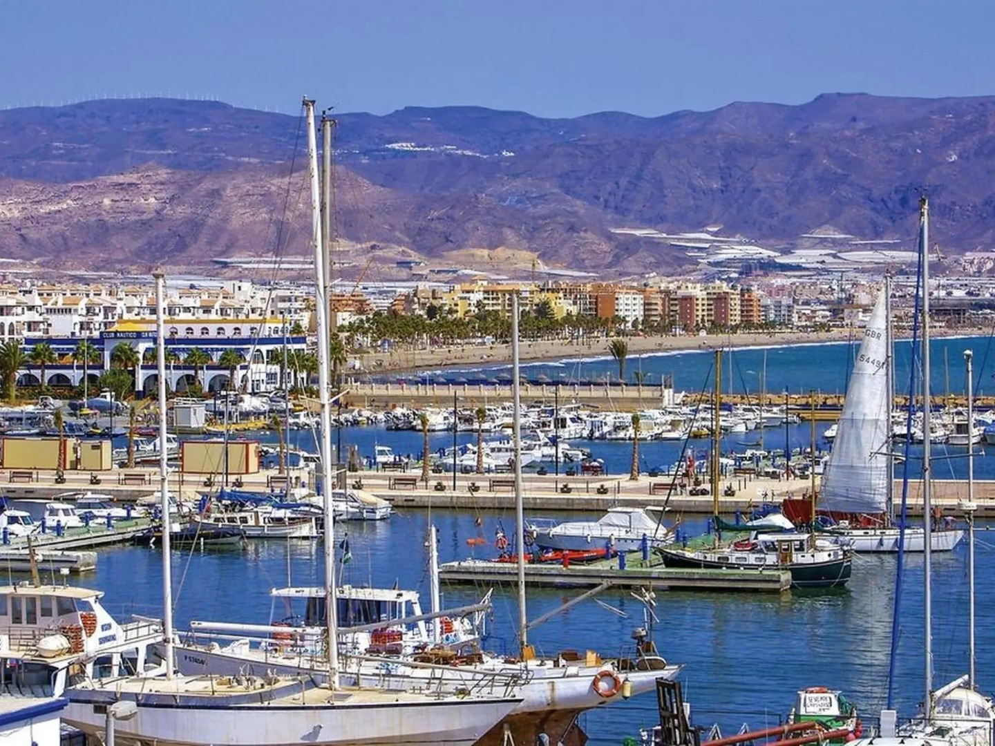 Welcoming apartment in Aguadulce with private terrace