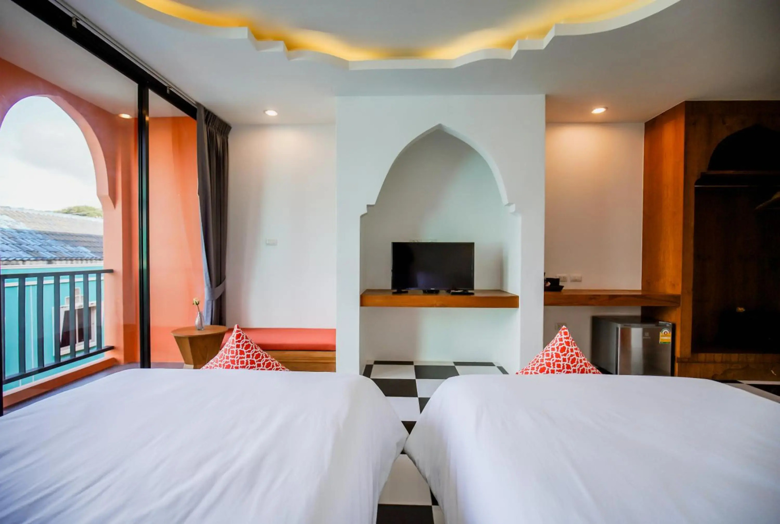 Khaleej Mass Hotel Patong