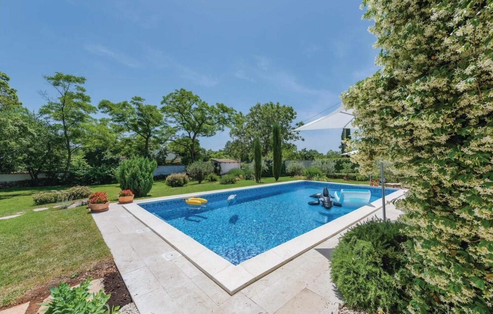 Beautiful Home in Svetvincenat With Wifi and 2 Bedrooms