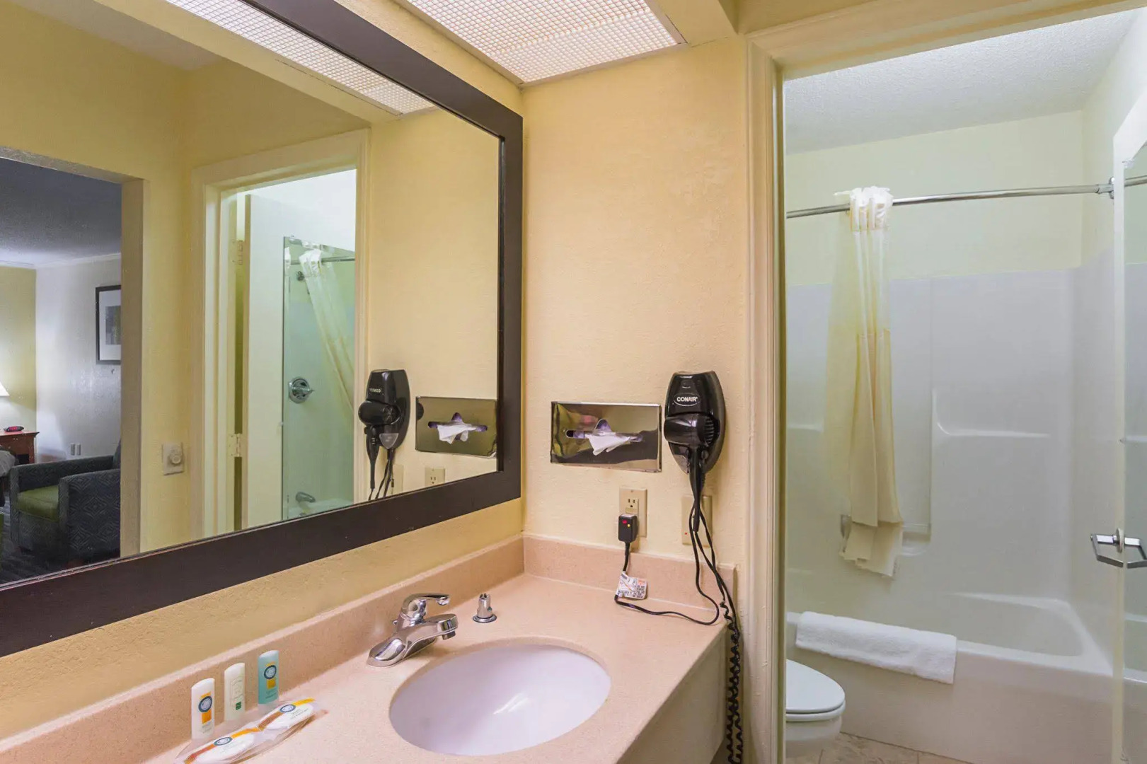 Quality Inn & Suites Florence Civic Center