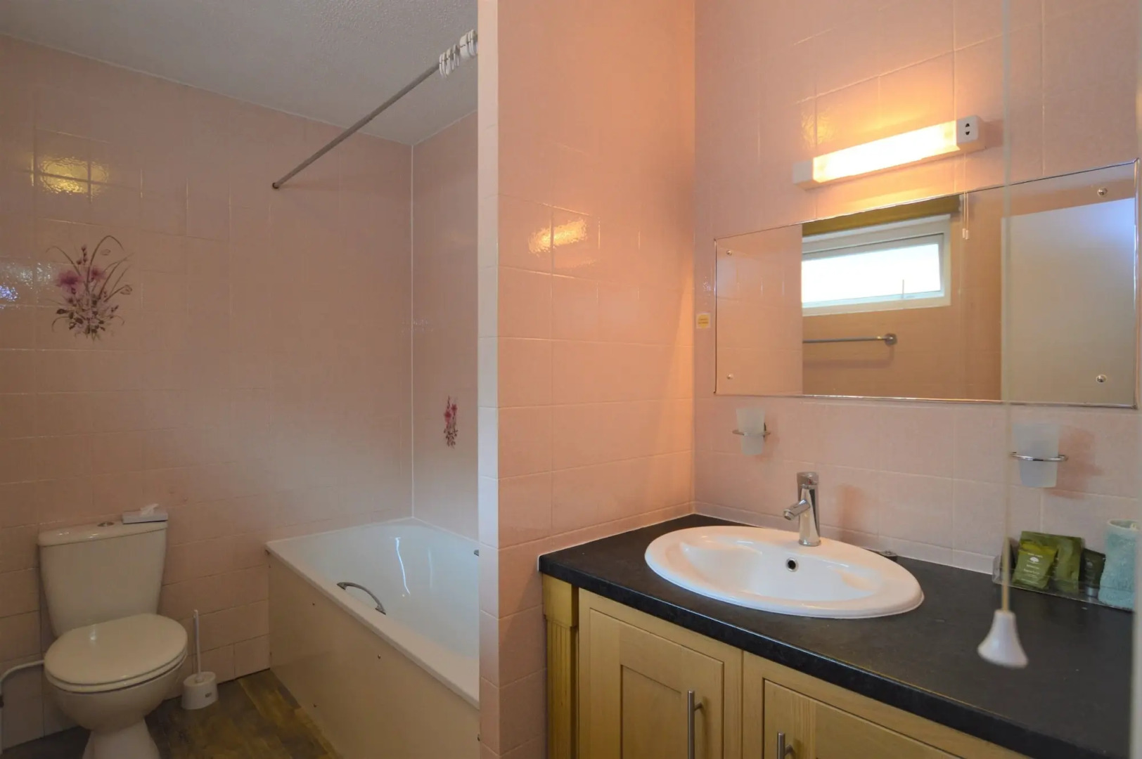 Pink Beach Guest House