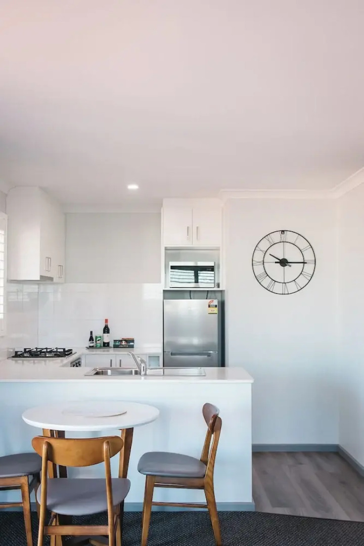 42 Banksia by the BnB Collection