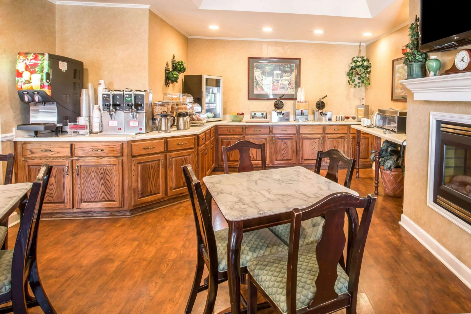 Quality Inn Greeneville - Tusculum