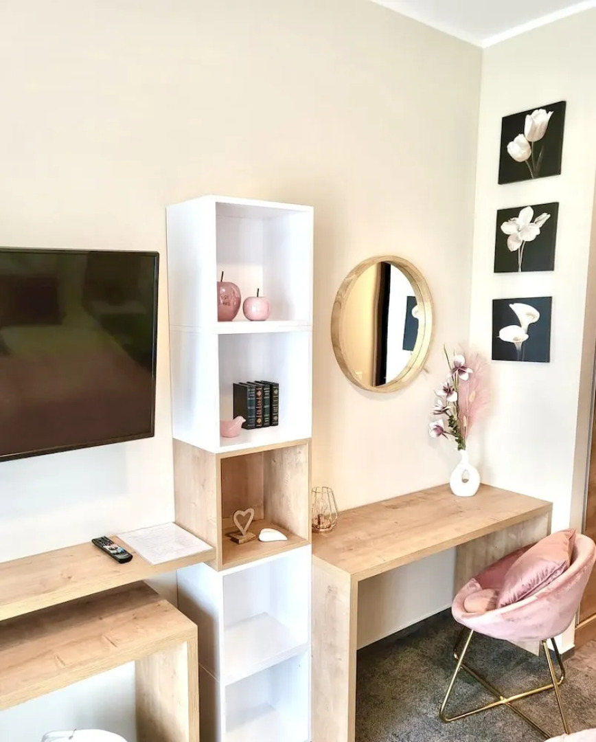 LikeDaheim Apartments