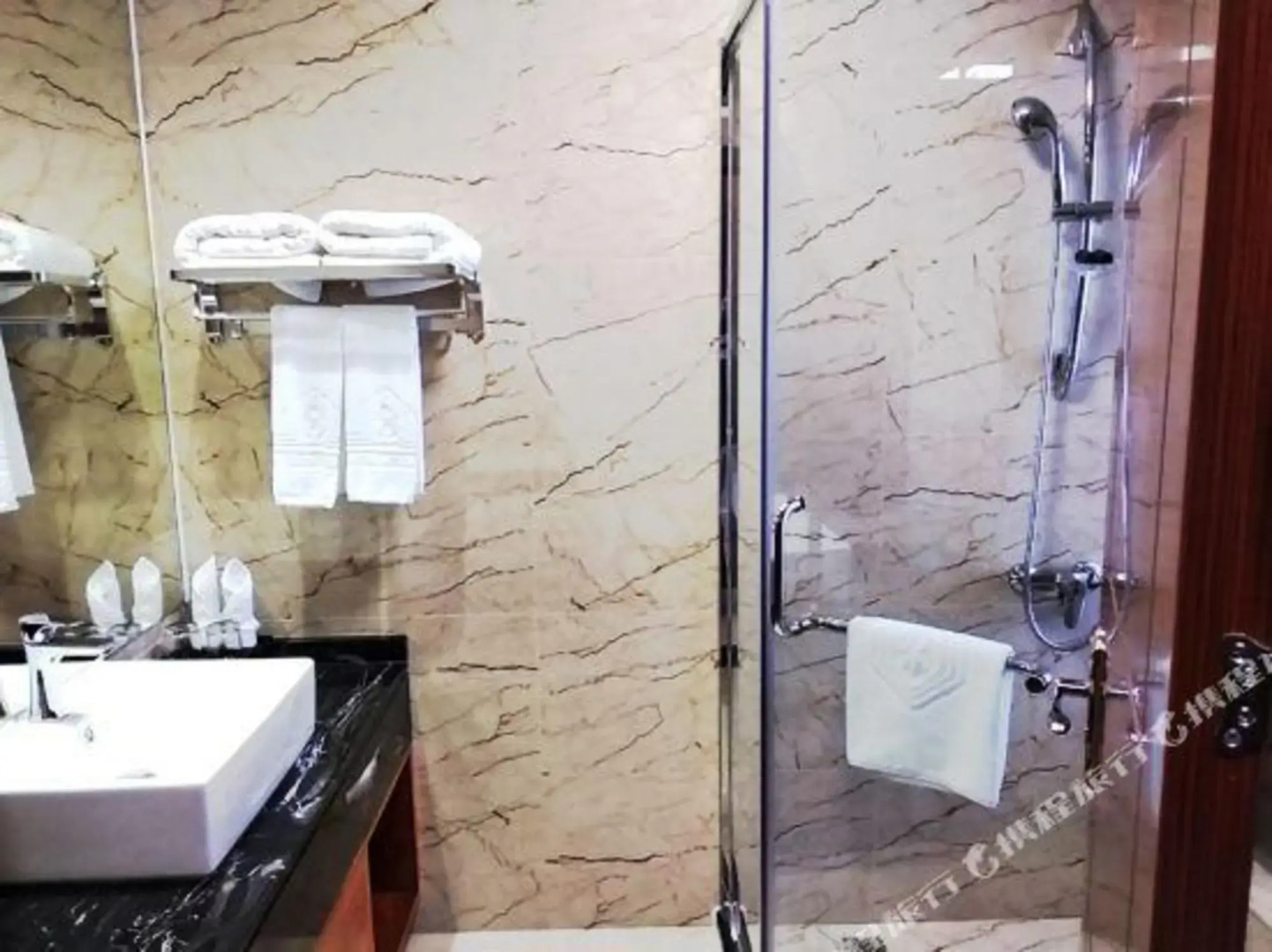 Zijing Laixin Hotel (Zhaoqing Sihui Dawang Station)