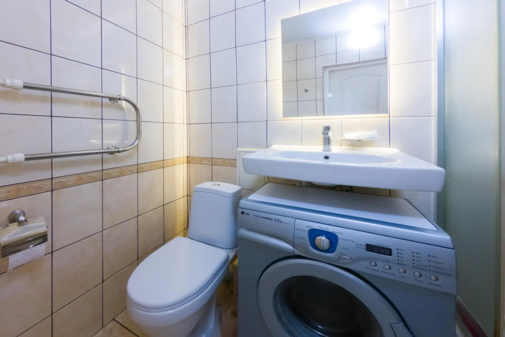 ApartUnit (АпартЮнит) на улице Челюскинцев 21