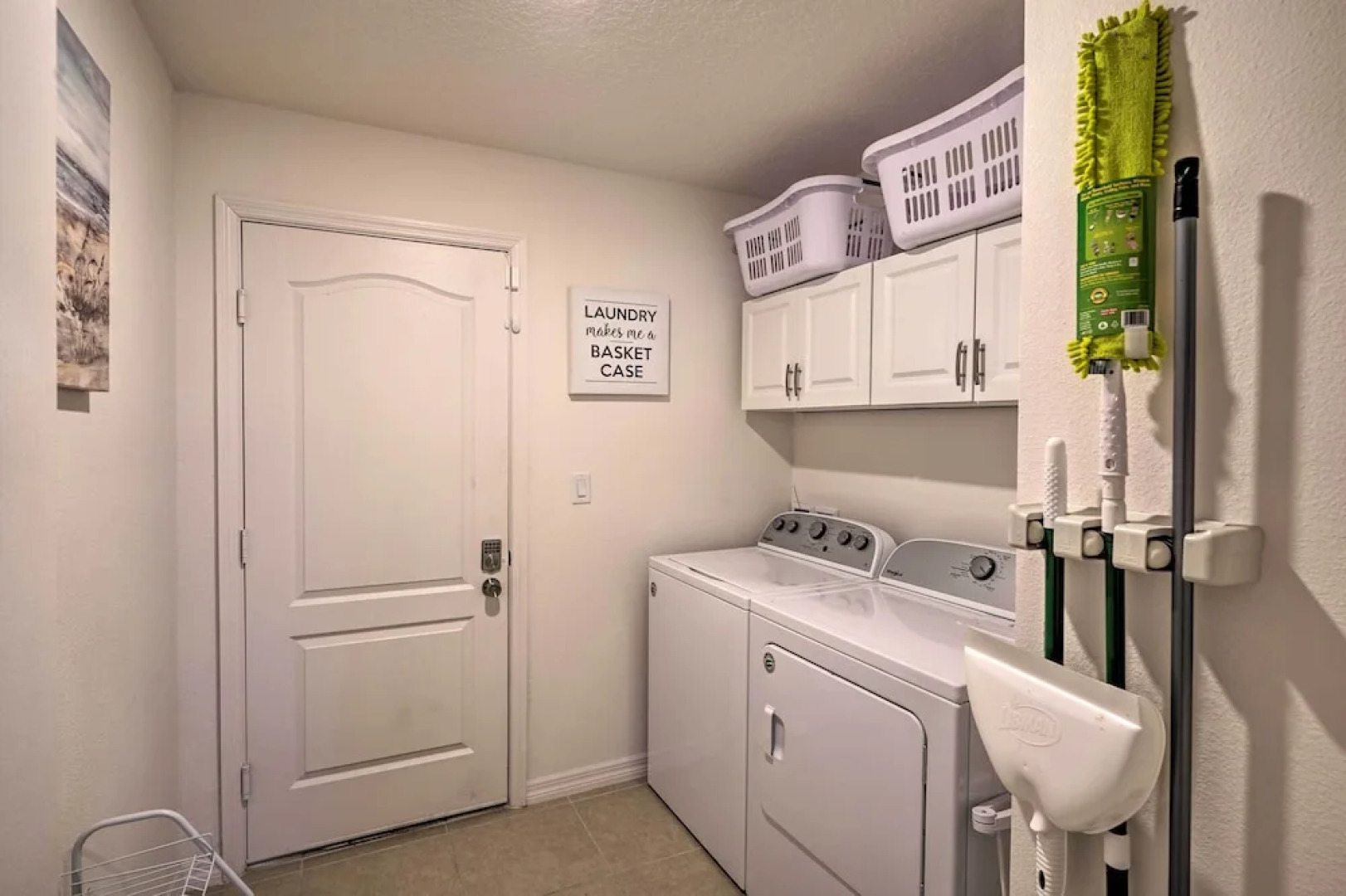 Charming Poinciana House w/ Patio: 30 Mi to Disney