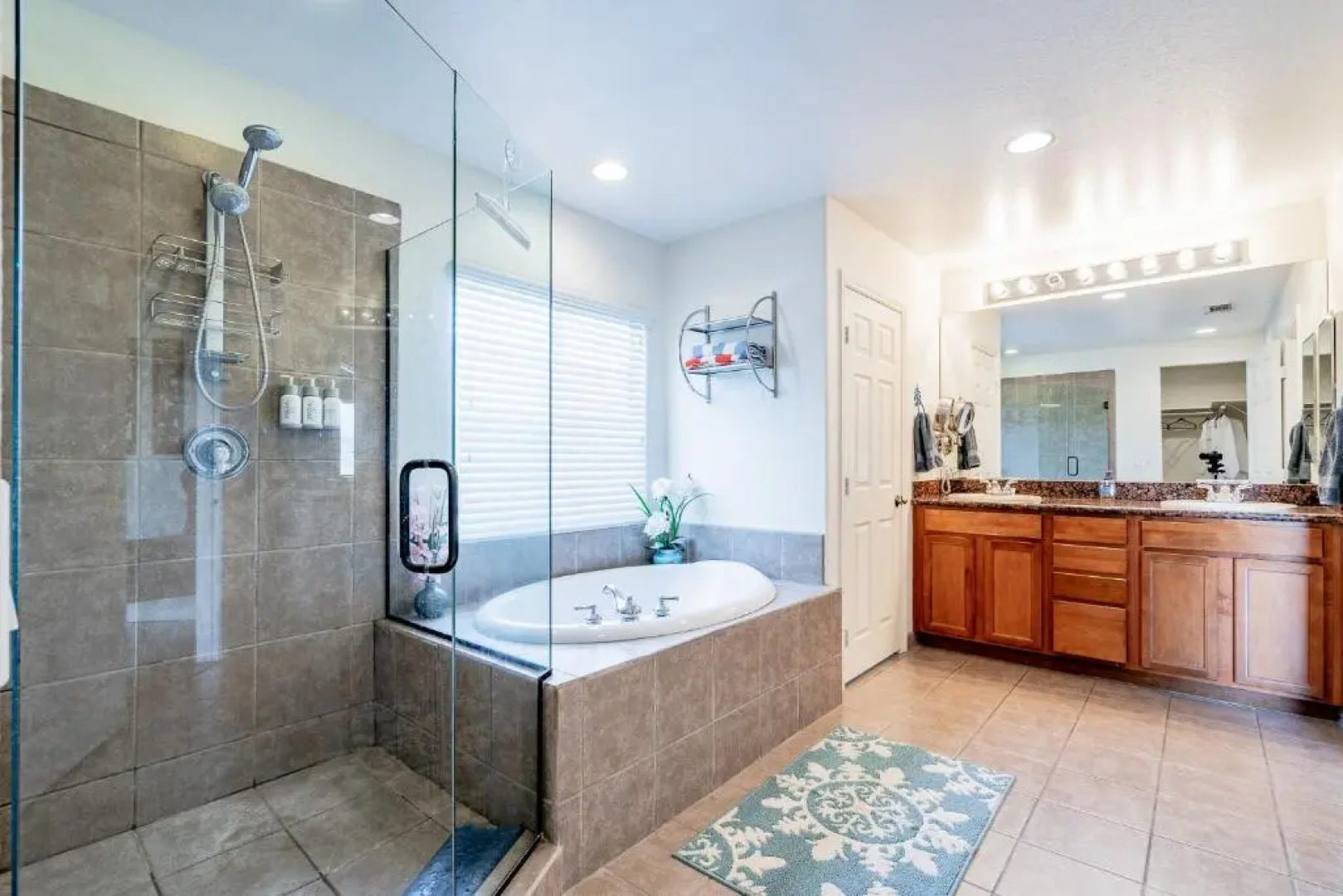 Enjoy Real Mineral H20 - Game Room - Purple Bed - 420 OK!