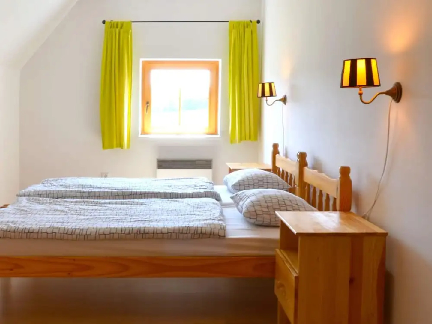 Stupna Holiday Home With Garden