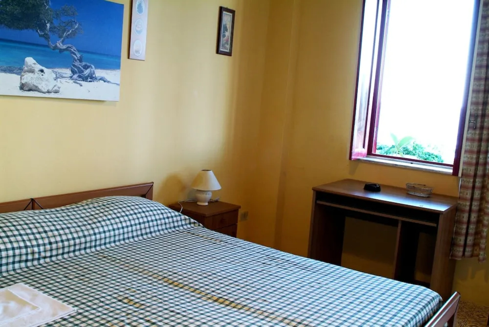 Cirucco Bay Hotel & Camping