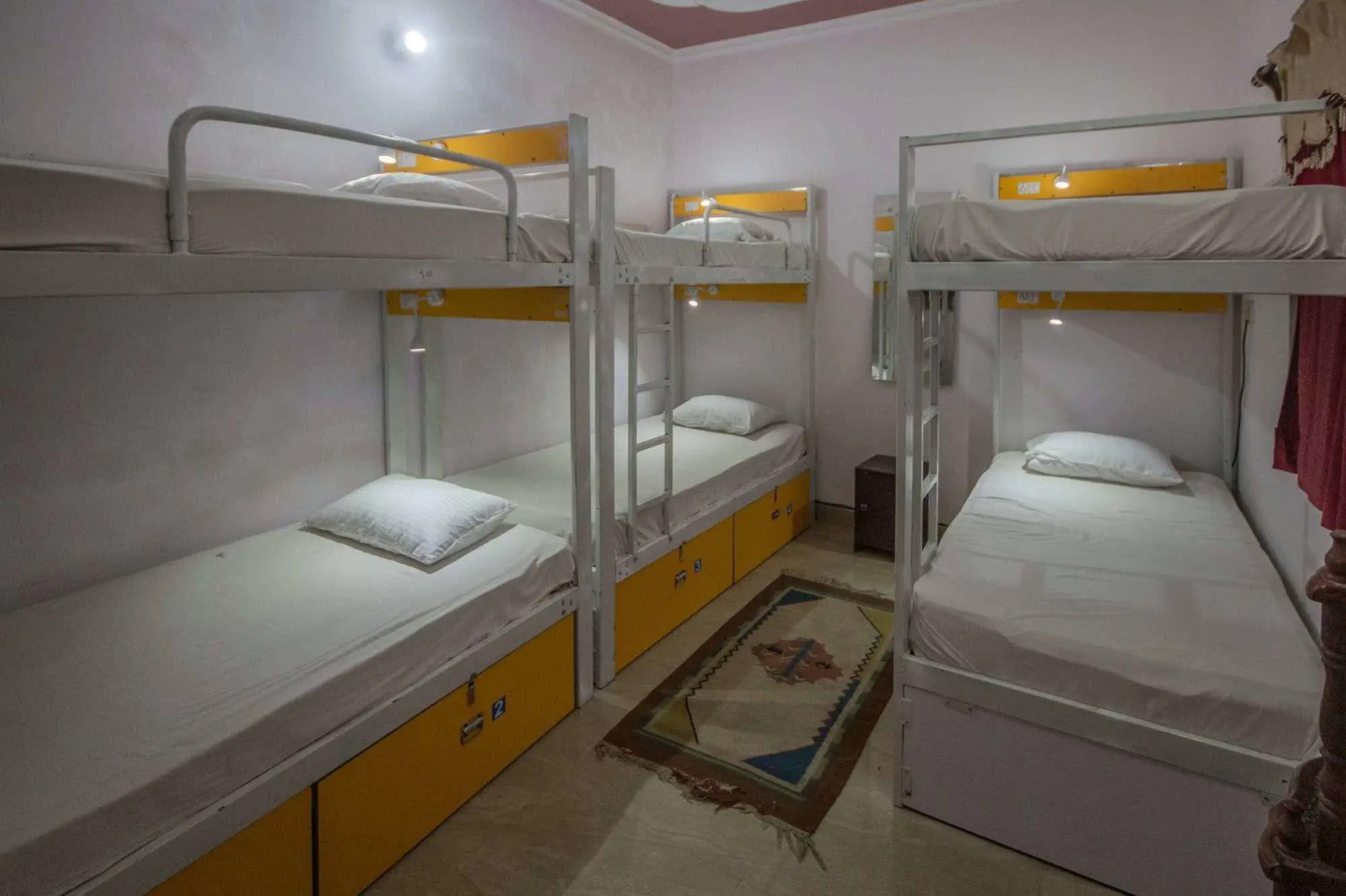 Friends Guest House and Hostel