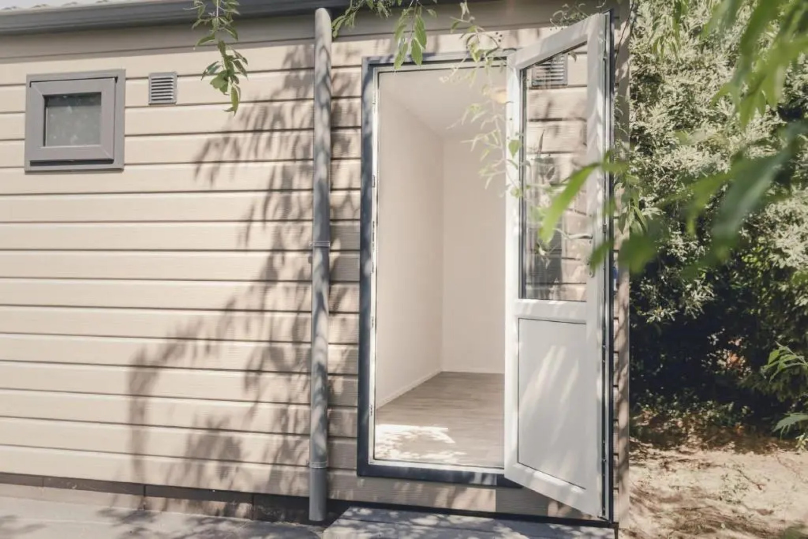 Groepsaccommodatie - 6x bungalette 5p met veranda