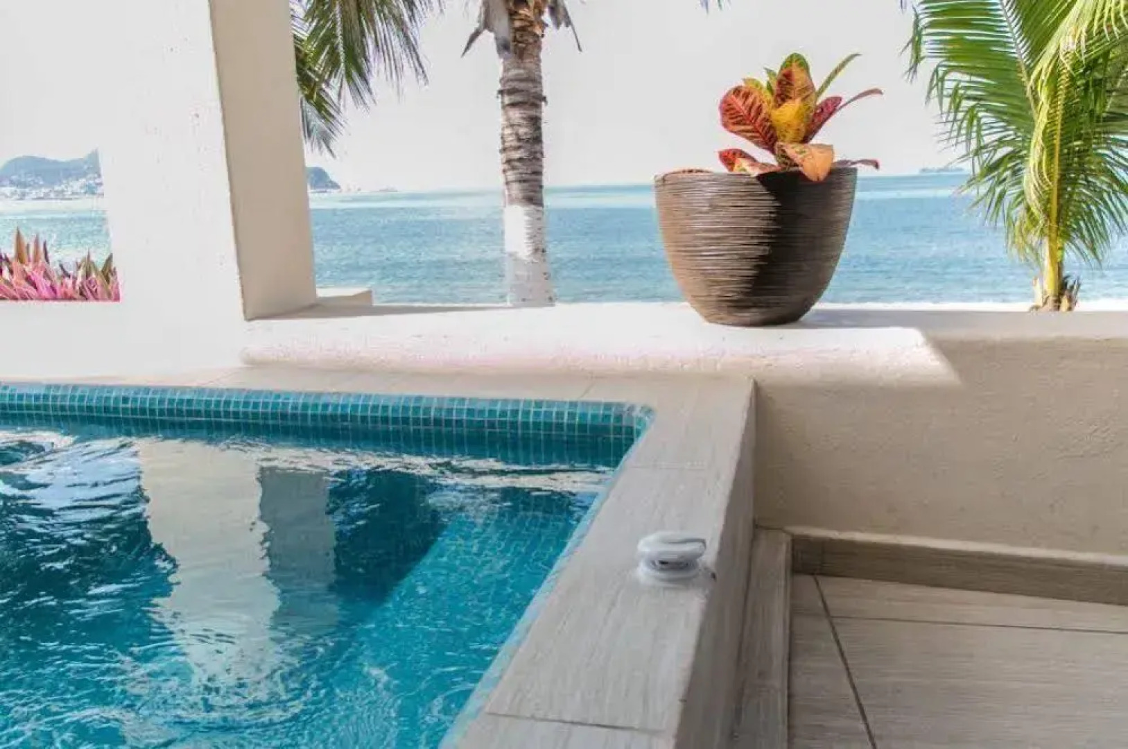 Coral Pacifico Hotel y Villas