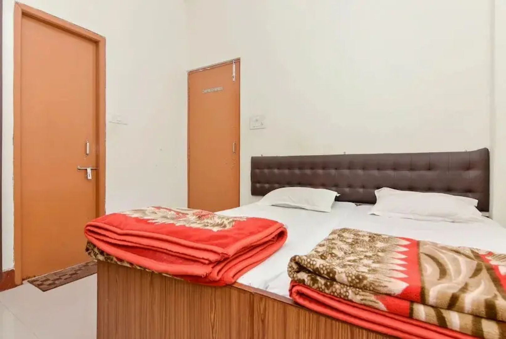 Narendra Guest House