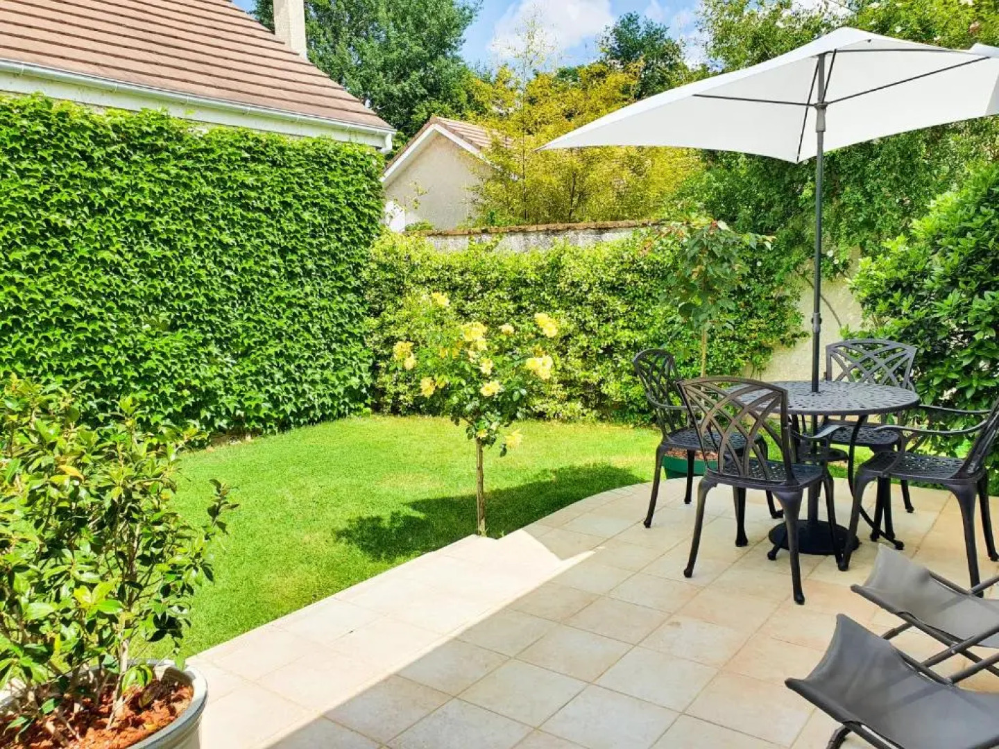 EXIGEHOME- Maison de charme avec jardin à 30 minutes de Paris