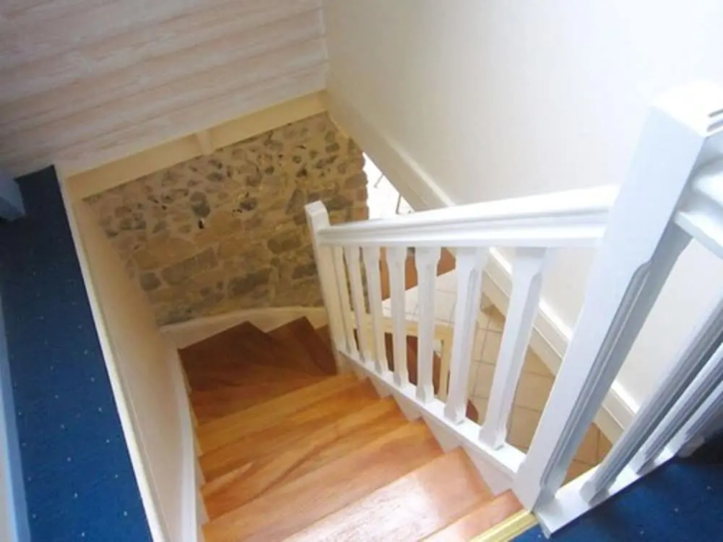 Stunning Holiday Home in Escalles near Sea