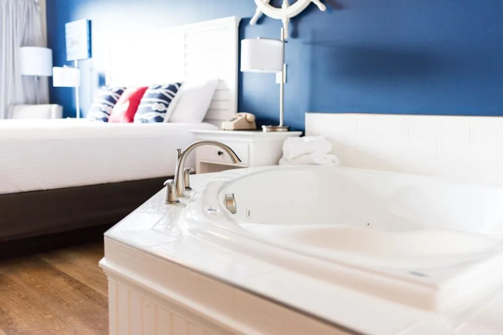 Capt. Thomson's Resort