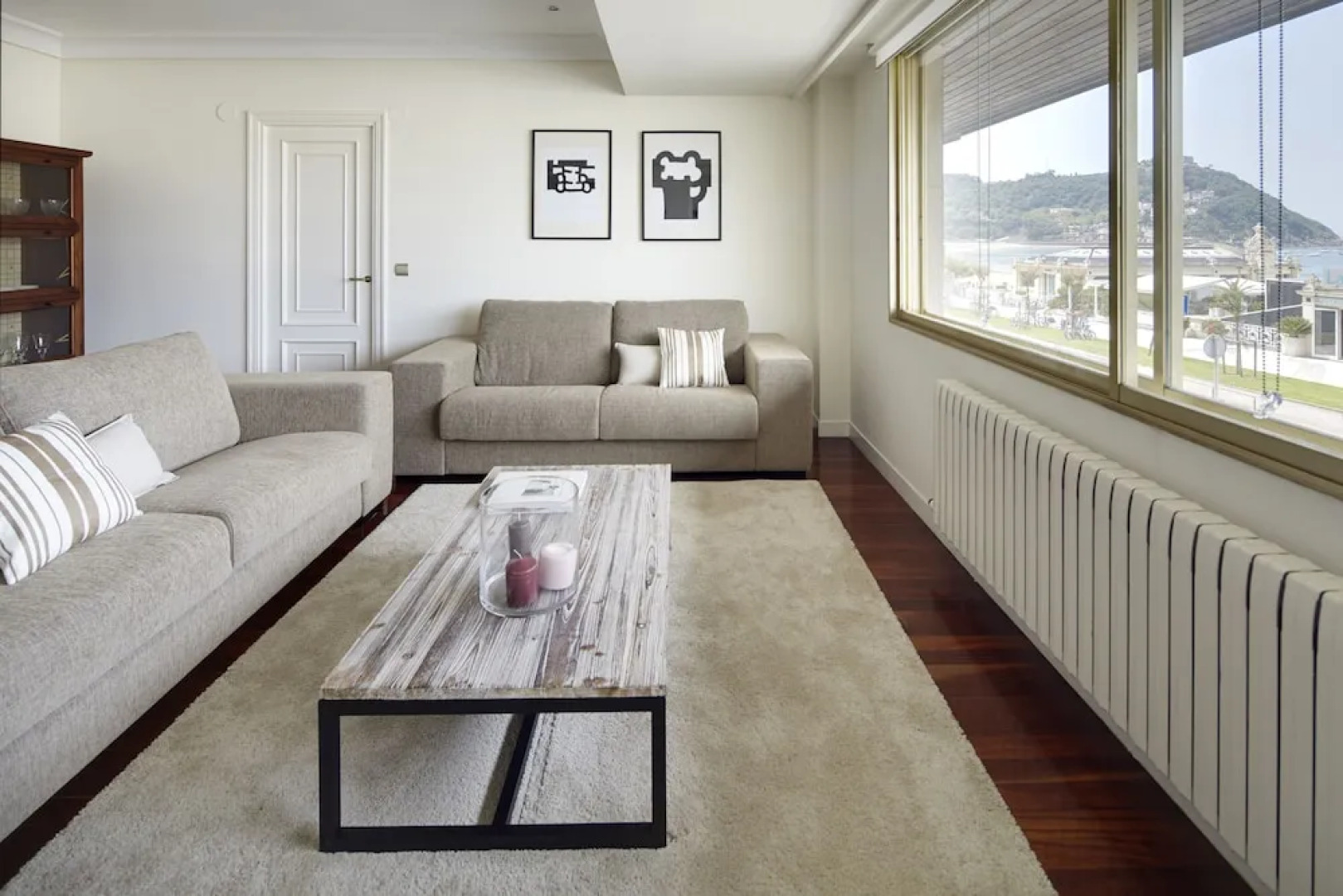 Playa de La Concha 3 Apartment by FeelFree Rentals