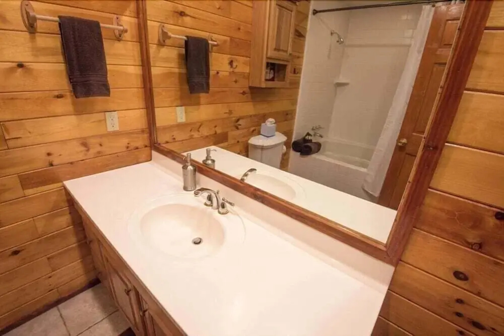 Woodland Hideaway & Cottage - 3 Br Cabin