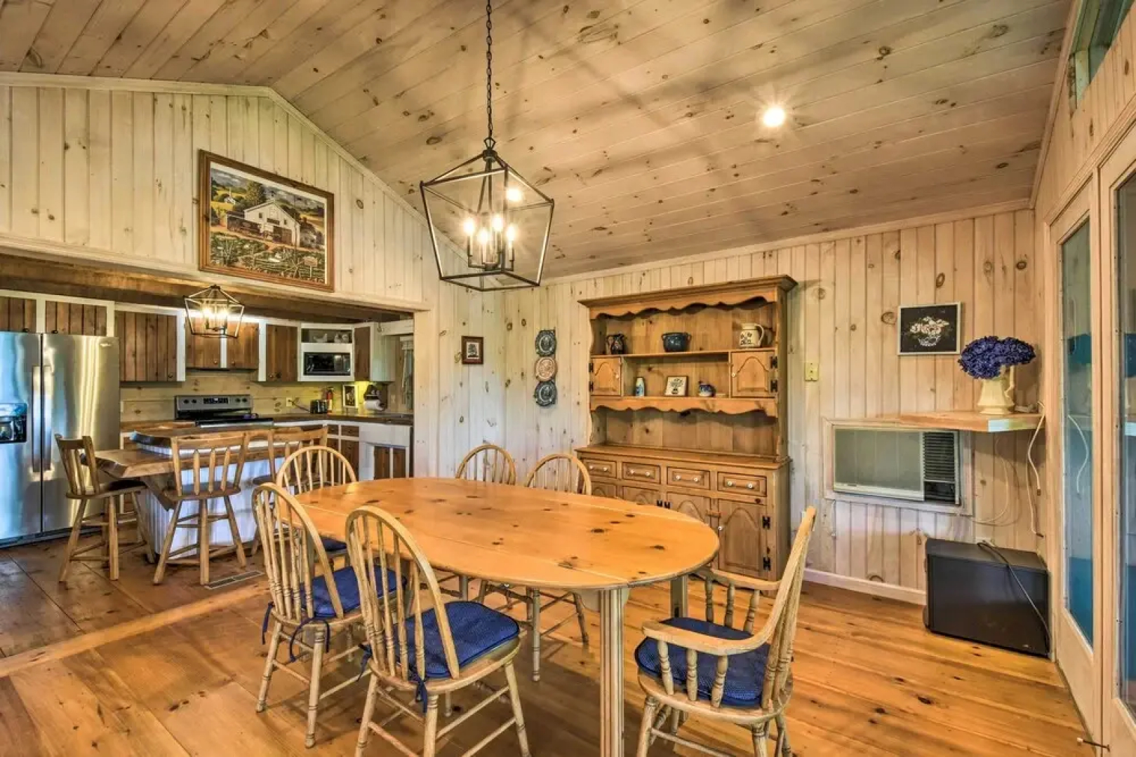 Spacious Sky Valley Home With Resort Perks!