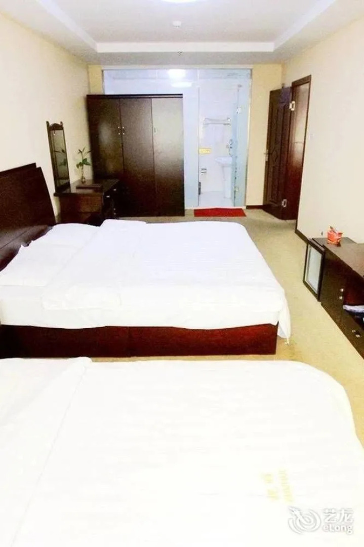Zhuhui Business Hotel - Qingdao